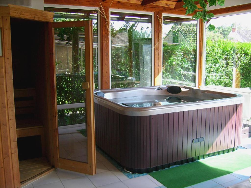 Agria Wellness Guesthouse Eger Exteriér fotografie